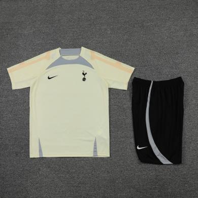 Maillot 22/23 Tottenham Hotspur Entreno Manga Corta Beige