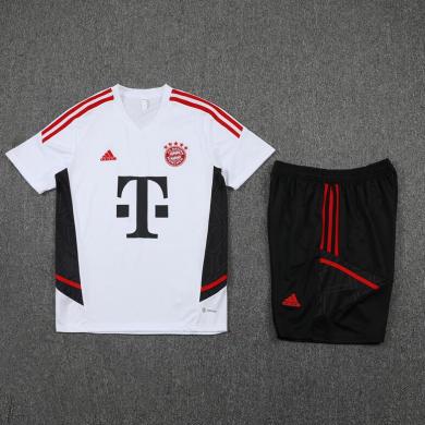 Maillot Bayern Munich dentrainement Blanc 22/23+ Pantalon