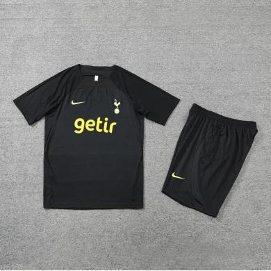 Maillot Tottenham Hotspur dentrainement Noir 22/23+ Pantalon